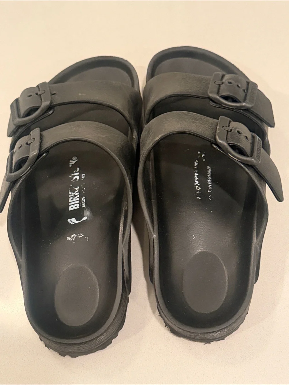 Kids Eva Birkenstock Black Two-Strap Slide Sandals Size 34 (youth 3-3.5)